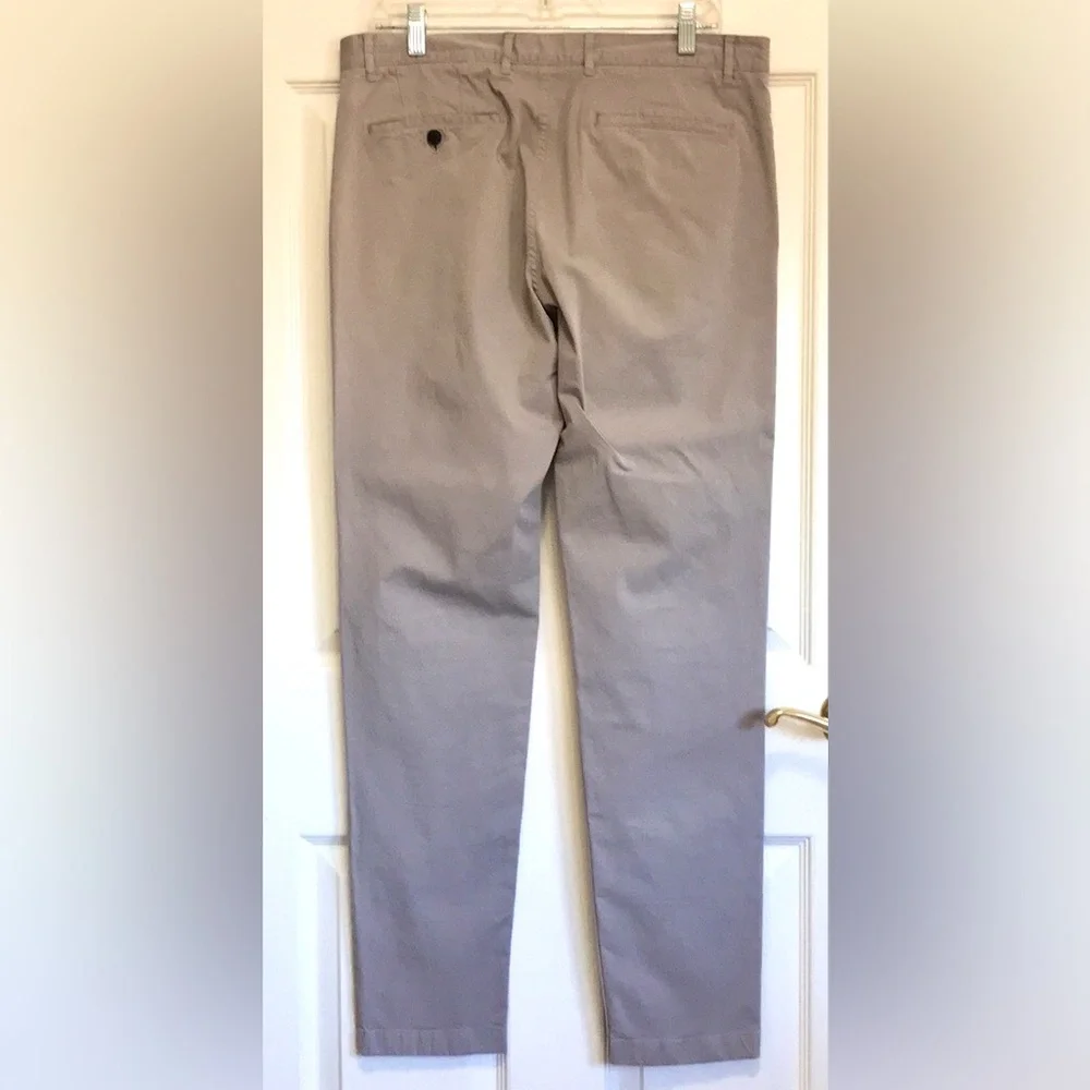 Theory Brewer Men’s Chinos 33x32